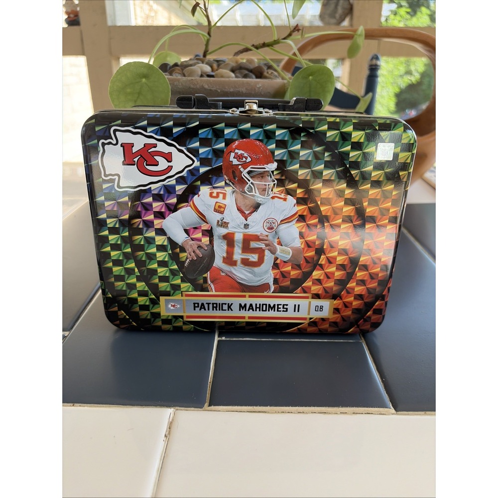 EMPTY 2025 Panini Revolutions Patrick Mahomes Lunch Tin Chiefs (ESHLF)